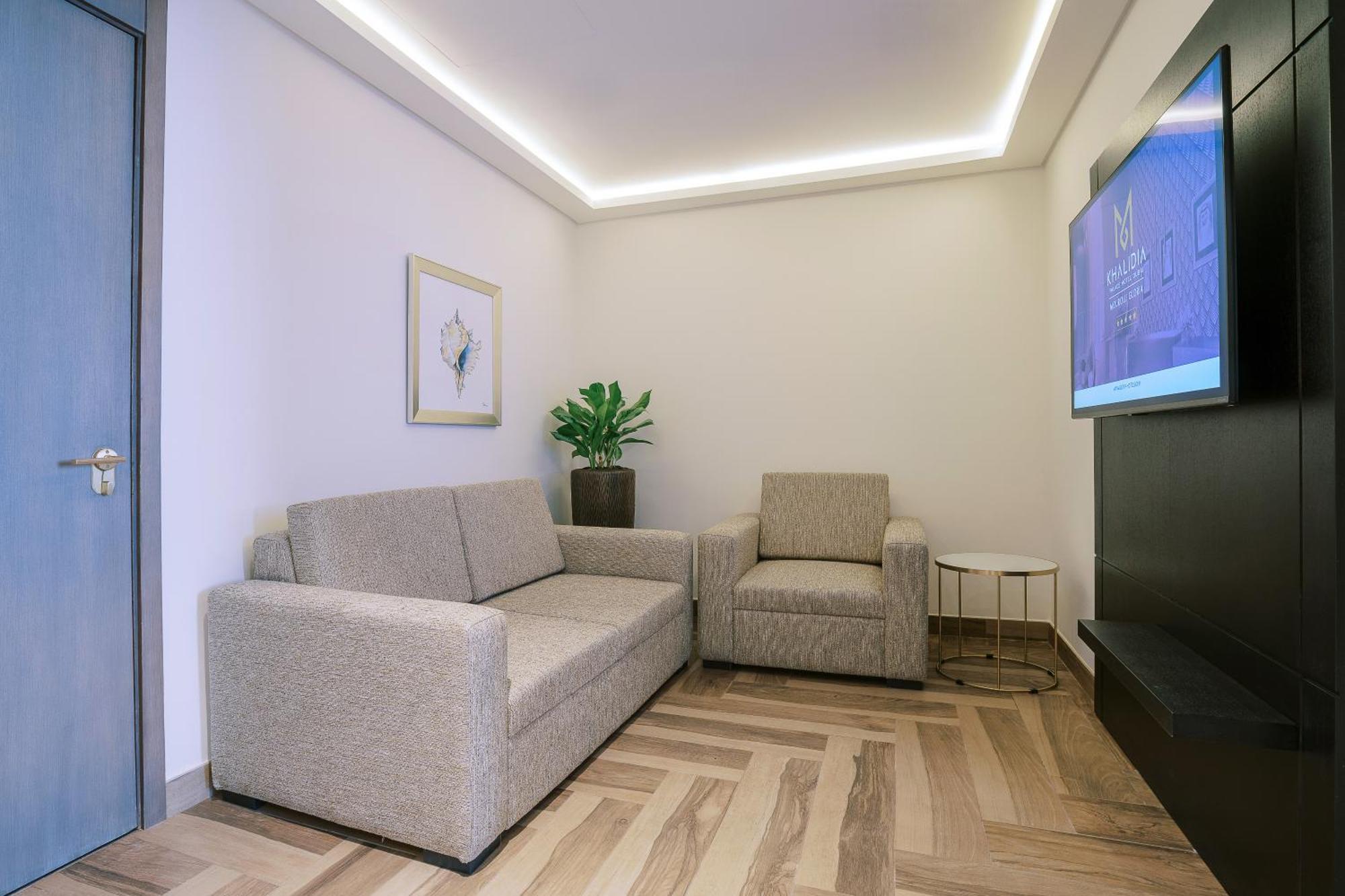 Khalidia Palace Hotel Dubai By Mourouj Gloria Exterior foto A 3D rendering of a living room