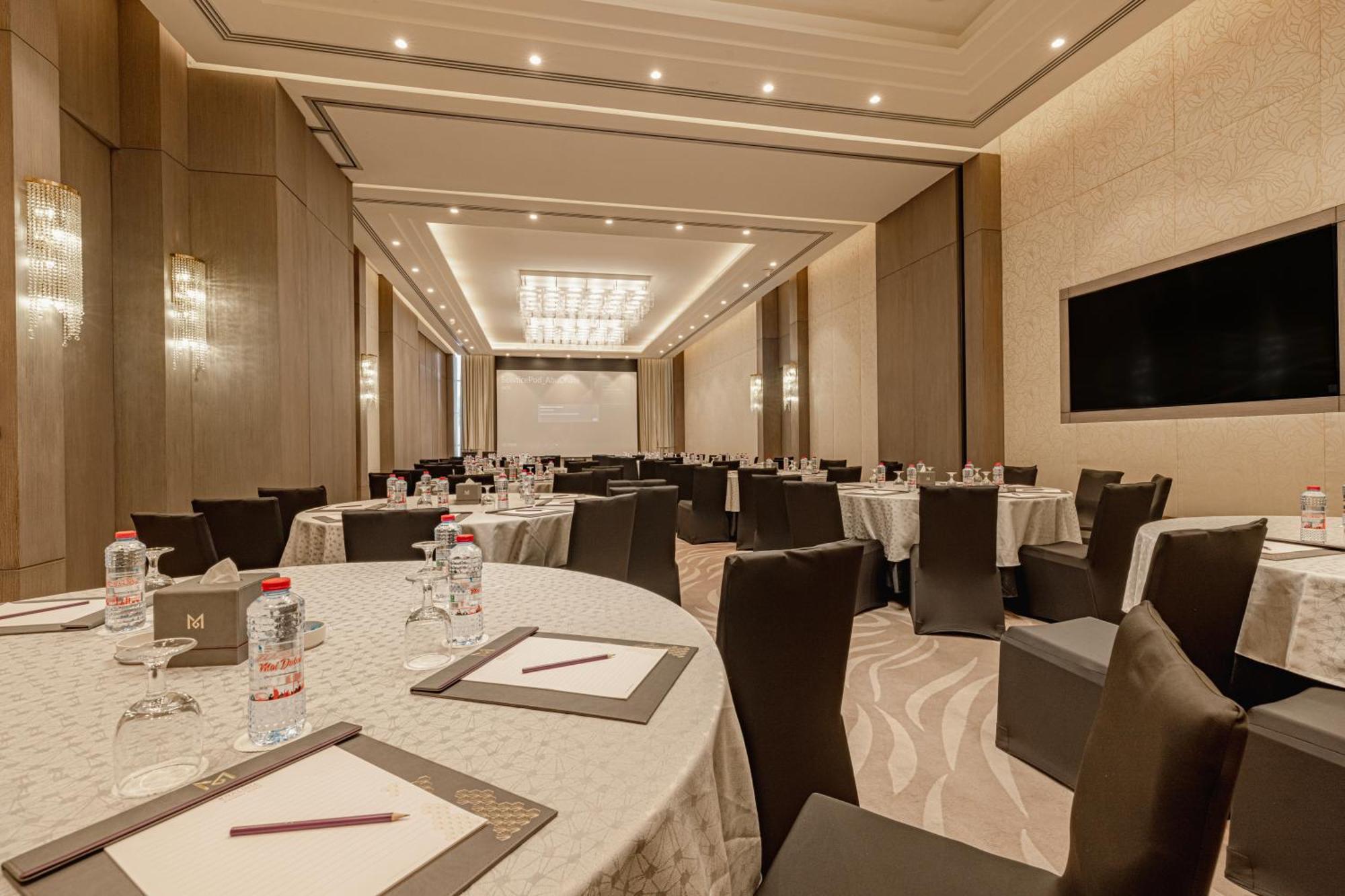 Khalidia Palace Hotel Dubai By Mourouj Gloria Exterior foto Meeting room